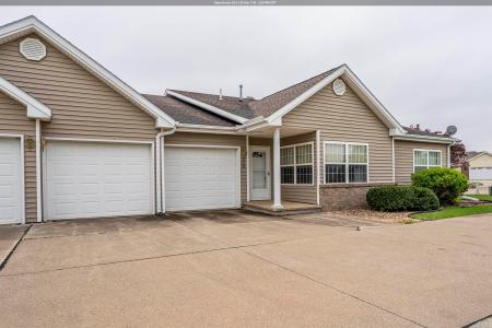 790 Cedar View Dr #401, LeMars, Iowa 51031, USA