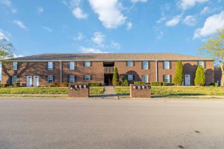 Willow Drive, Richmond, Kentucky 40475, USA