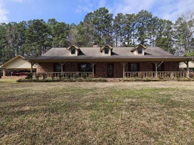 2420 Maul Rd., Camden, Arkansas 71701, USA