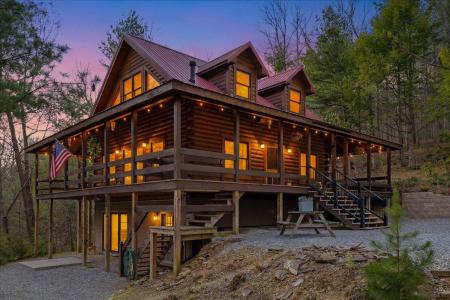 205 Holder Cemetery Road, Tellico Plains, Tennessee 37385, USA