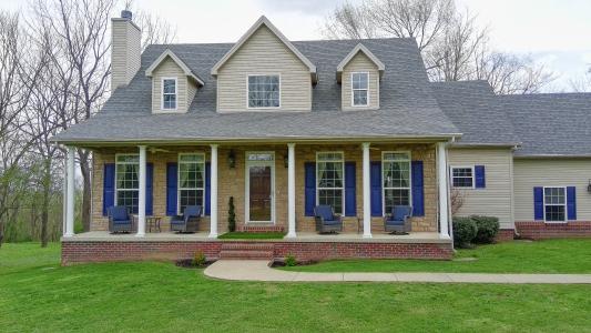 5028 Chinquapin Lane, Mayslick, Kentucky 41055, USA