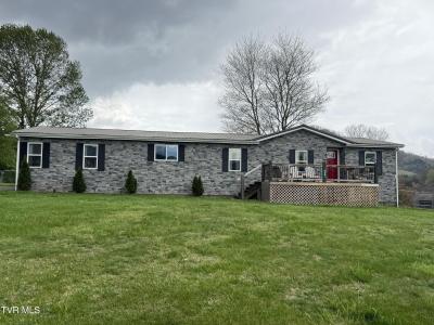 298 Rabbit Run Lane, Dryden, Virginia 24243, USA