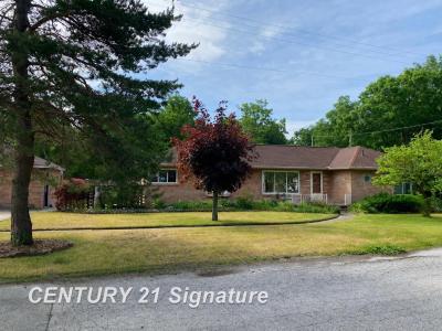 103 Lincoln, Bay City, Michigan 48706, USA