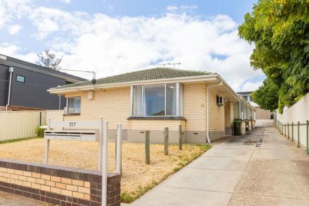 1/217 Belair Road, Torrens Park, SA 5062, Australia