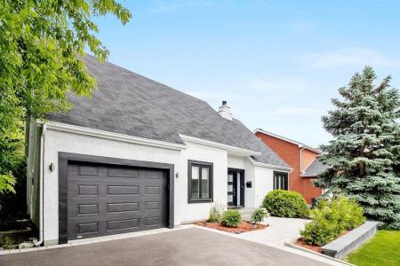 749  Rue Galbrand, Laval (Sainte-Dorothée), Quebec H7X 3B5, Canadá