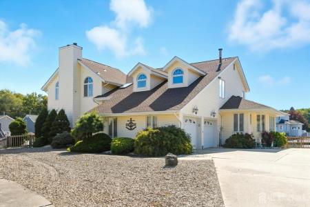 68 Moorage Avenue, Bayville, NJ 08721, USA