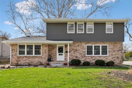 3306 48th Place, Des Moines, Iowa 50310, USA