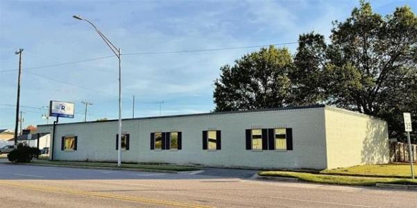 1001 W Broadway Street, Muskogee, Oklahoma 74401, USA