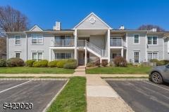 25 CHELESA CT., FRANKLIN, Nova Jersey 08823, Estados Unidos