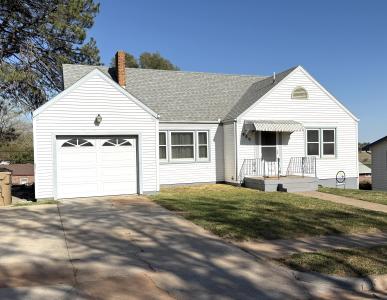 906 N Cedar St, Medicine Lodge, Kansas 67104, Estados Unidos