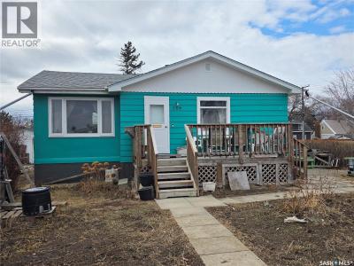 304 7TH AVENUE SE, Swift Current, Saskatchewan S9H 3P7, Canada