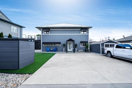 145 WEST RIVER STREET, Belle River, Ontario N8L 0J6, Canada