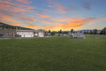 224 COALMONT ROAD, Princeton, كولومبيا البريطانية V0X 1W0, كندا 