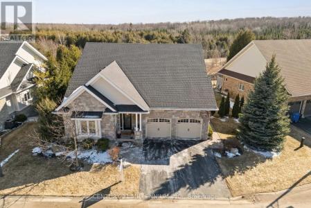 200 KINGFISHER DRIVE, Mono, Ontario L9W 0B3, Canadá