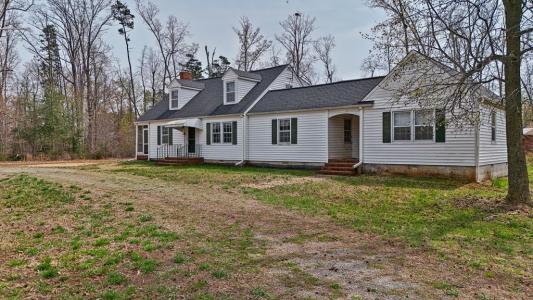 1324 Noblin Farm Road, Clarksville, Virginie 23927, États-Unis