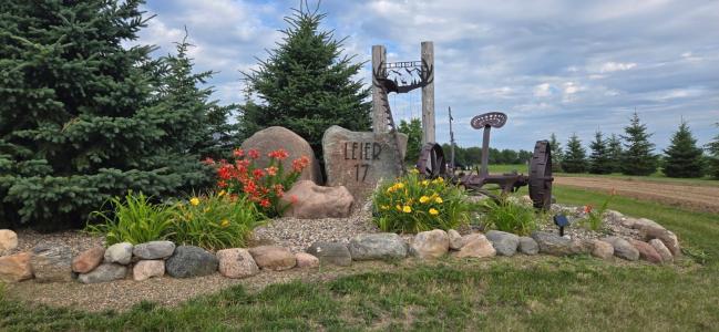 4320 Trapper's Lane #17, Velva, ND 58790, USA