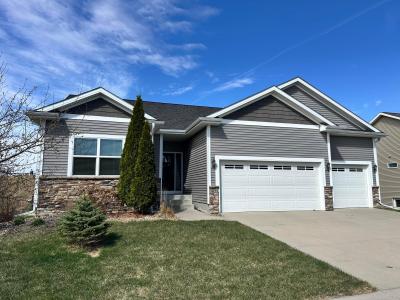 3021 Red Fox Road, Ames, Iowa 50014, USA