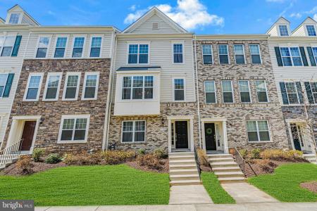 7308 Wood Pond Circle, Lanham, Maryland 20706, États-Unis