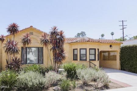 8936 Dorrington Avenue, West Hollywood, California 90048, USA