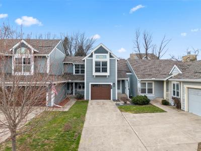 8024 Cobblestone Road, Urbandale, Iowa 50322, USA