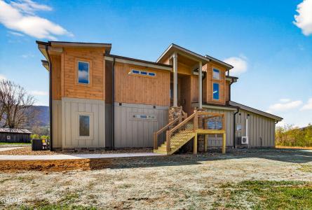 3564 Ownby Road, Sevierville, Tennessee 37862, USA