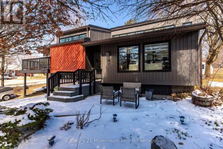 1 ARMSTRONG CRESCENT, Grey Highlands, Ontario N0C 1H0, Canada