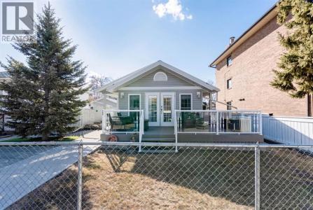 145 CENTRE STREET, Drumheller, Alberta T0J 0Y4, Canada