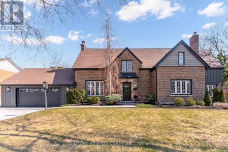 126 ELIZABETH STREET SOUTH, Brampton (downtown Brampton), Ontario L6Y 1R5, Canada