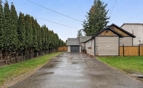 33056 CHERRY AVENUE, Misión, Colombia Británica V2V 2T9, Canadá