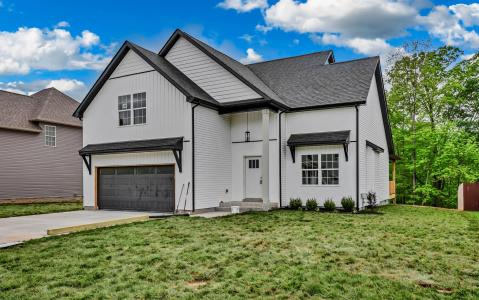 246 Wayne Hall Rd, Clarksville, Tennessee 37040, USA