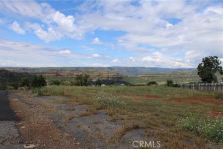 6096 Cliff, Para, California 95969, USA