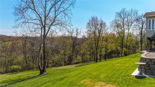 97 Woodland Acres Road, Marietta, Ohio 45750, USA