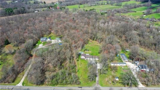 2003 Mahoning Road, Deerfield, Ohio 44411, USA