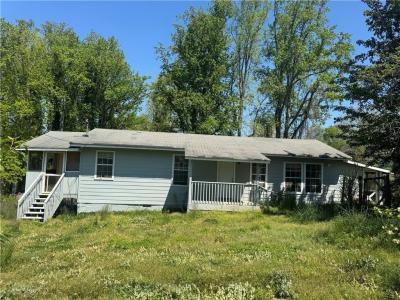 165 Cherokee Avenue, Ball Ground, Geórgia 30107, Estados Unidos