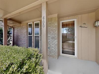 600 Britain Court, Irving, Texas 75062, USA