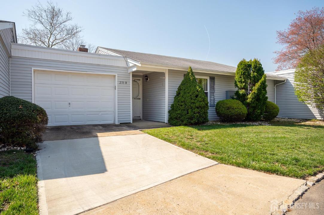 253-B Belmar Road , B, Monroe, نيو جيرسي 08831, الولايات المتحدة