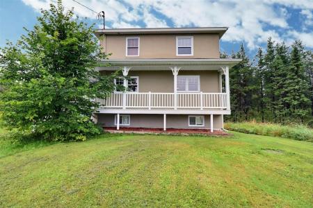 4347  Rue Saguenay, Rouyn-Noranda, Québec J9Y 1B0, Canada