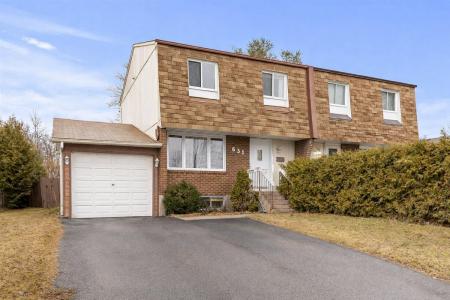 631  Rue Main, Gatineau (Gatineau), Quebec J8R 1G8, Canada