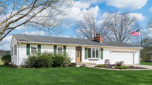 176 New Home Drive Ne, Newark, Ohio 43055, USA