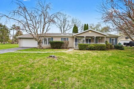 10283 S Arrowhead Drive, Berrien Springs, Michigan 49103, USA