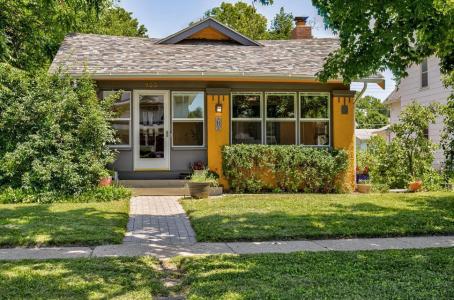 920 Clark Avenue, Ames, Iowa 50010, USA