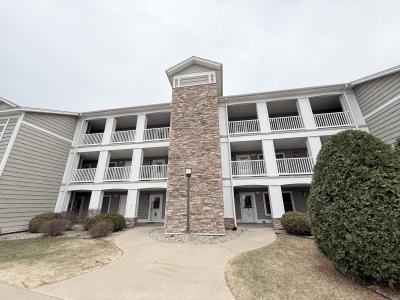 58 Club Road, 203, Plattsburgh, New York 12903, États-Unis