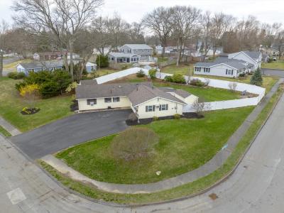 2 Villa Lane, Peabody, Massachusetts 01960, USA