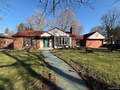 25310 Lyndon, Redford Twp, Michigan 48239, USA