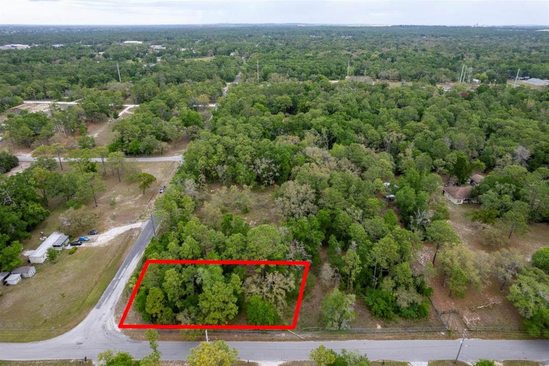 16021 Forzando Ave., Brooksville, Floride 34604, États-Unis