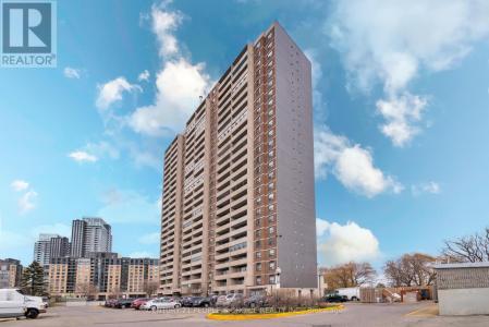 3390 WESTON ROAD, Toronto (humbermede), Ontario M9M 2X3, Canadá