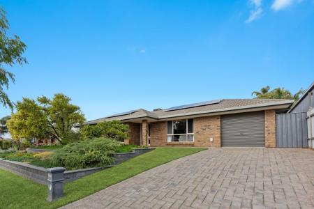 24 Wentworth Street, Moana, SA 5169, Australia