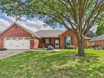 6202 Bentwood Drive, Midlothian, Texas 76065, USA