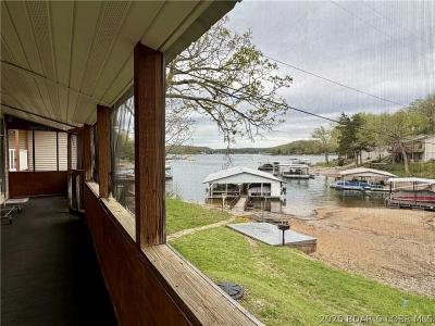 44 H and A Lane, Roach, Missouri 65787, USA