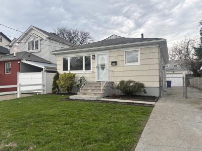 527 Willowbrook Road, Staten Island, NY 10314, USA